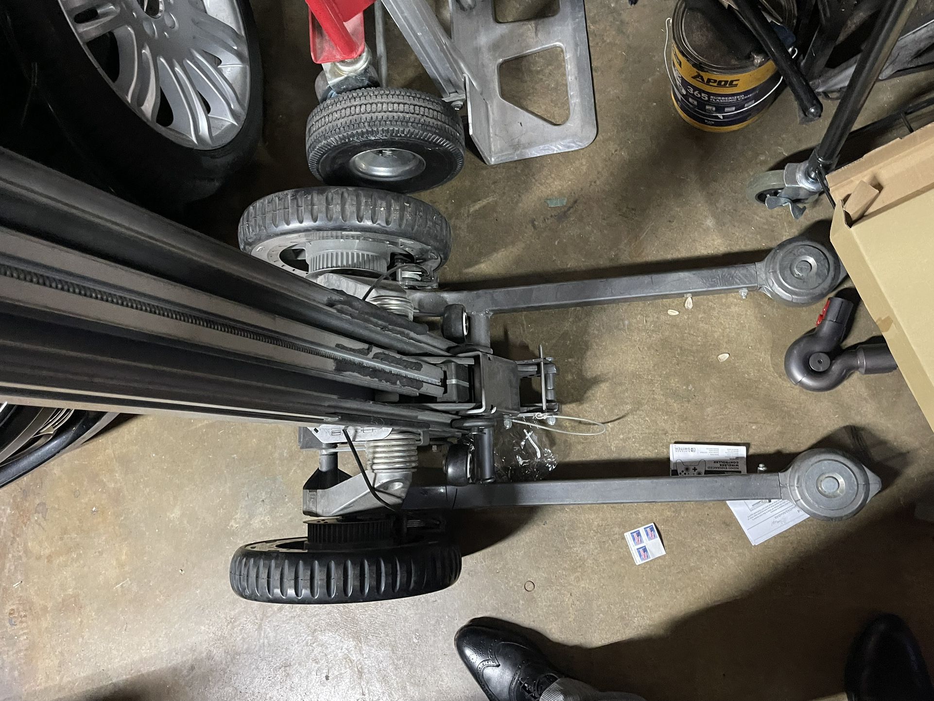Magliner LiftPlus Electric Lift Truck / Portable Lifter - (New)