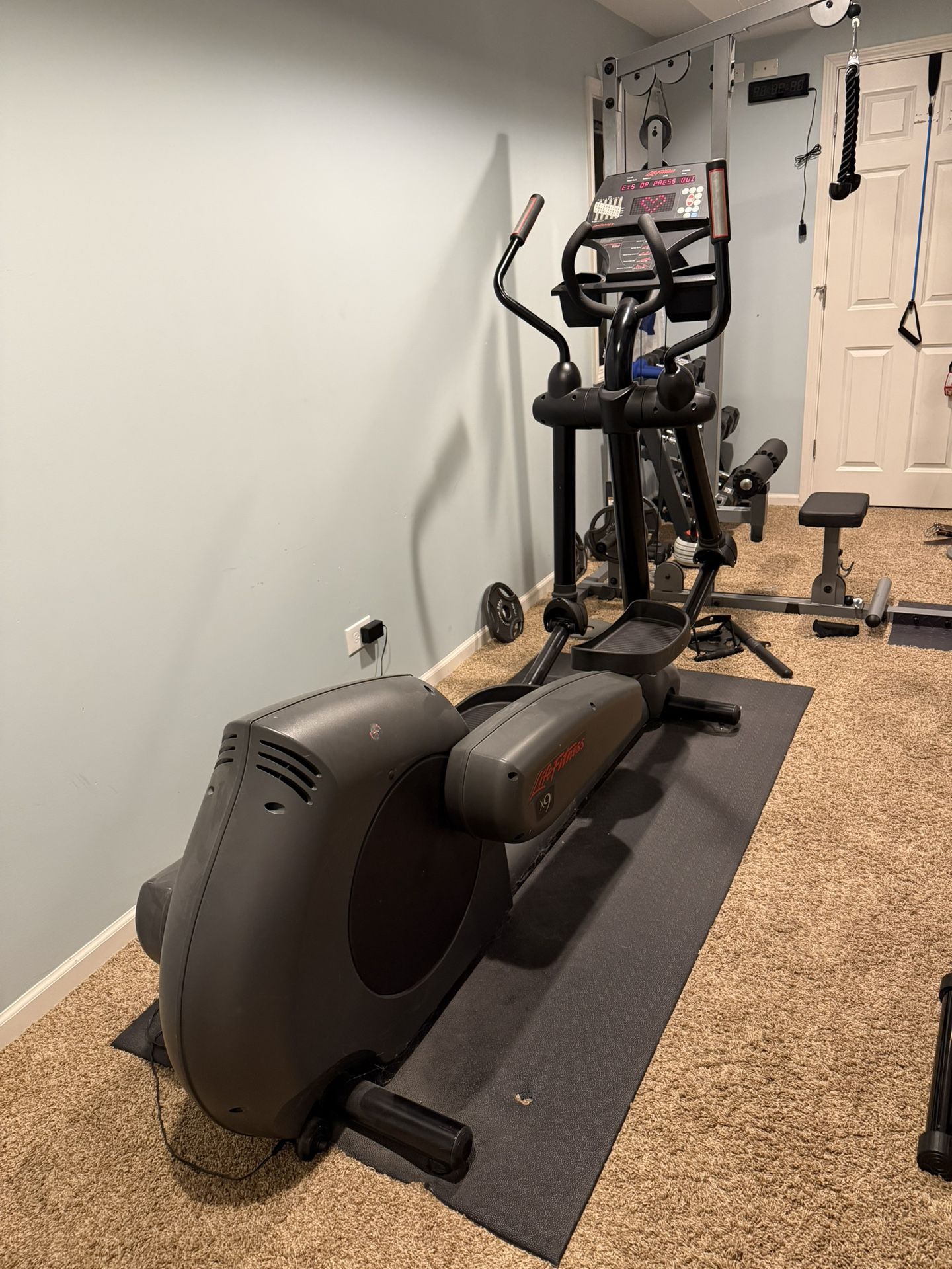 Life fitness X9i Elliptical 