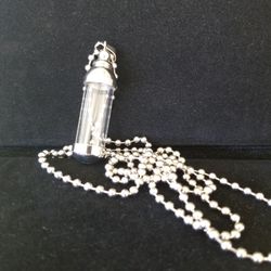 STAINLESS STEEL Glas Vial Pendant NECKLACE.