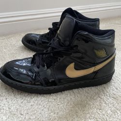 2003 Nike Air Jordan 1 Retro High Patent Black Metallic Gold - Size 12