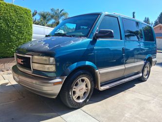 2003 gmc mini van safari