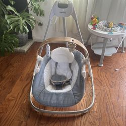 Baby swing 