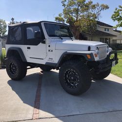 2004 Jeep Wrangler X excellent shape