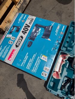 Makita 40V Max XGT Brushless Cordless 1-9/16 in. AVT Rotary Hammer Kit, AFT, AWS Capable (4.0Ah