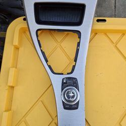 Center Console W/display Control(2009 BMW 335i Coupe)