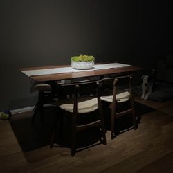 Modern Dining Table 