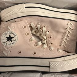 Women’s Converse Pink Size 7 Chuck 70 Crafted Laces