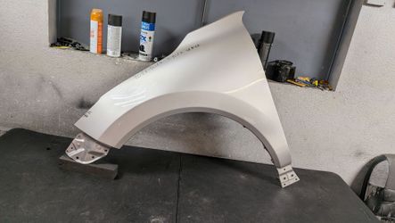 2021-2022-2023-2024-2025 TOYOTA VENZA LEFT FENDER OEM USED #10879