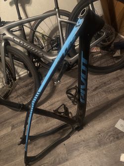 Pivot les hard tail