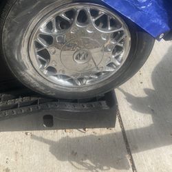 Buick Century Hubcap(s)