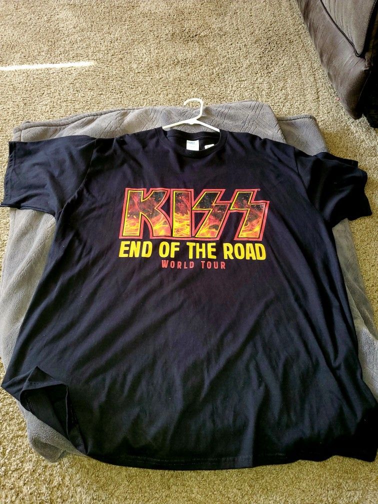 KISS CONCERT SHIRT 