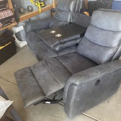 Power Reclining Sofa 