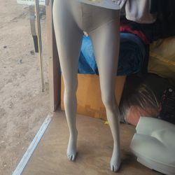 1/2 Maniqui para pantalon o falda