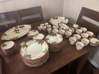 Franciscan Apple Design Dinnerware