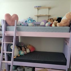 Twin Bunk Beds