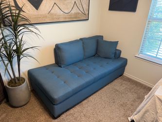 Cory Martin Lamp & Couch Set!