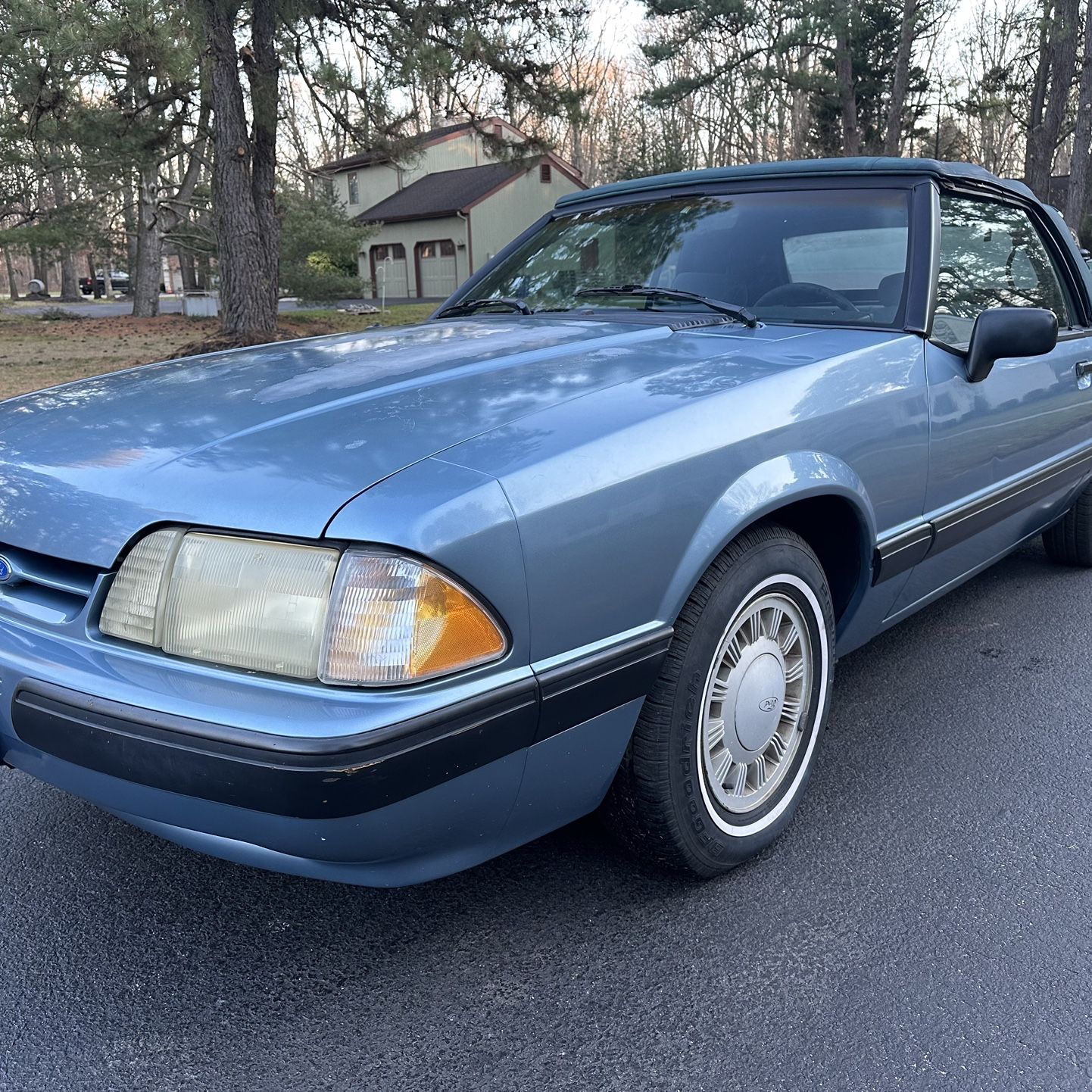 1990 Ford Mustang