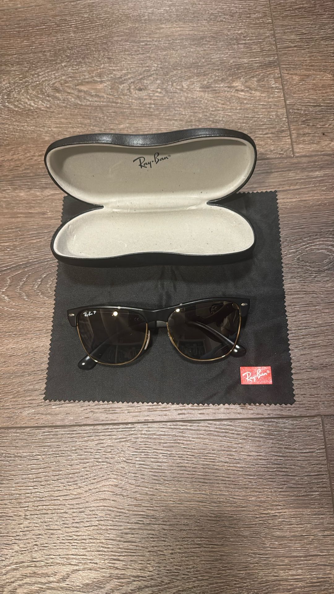 Ray-Ban Clubmaster Sunglasses 