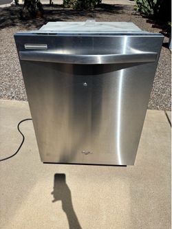 Whirlpool Gold Series Stainless Steel Dishwasher