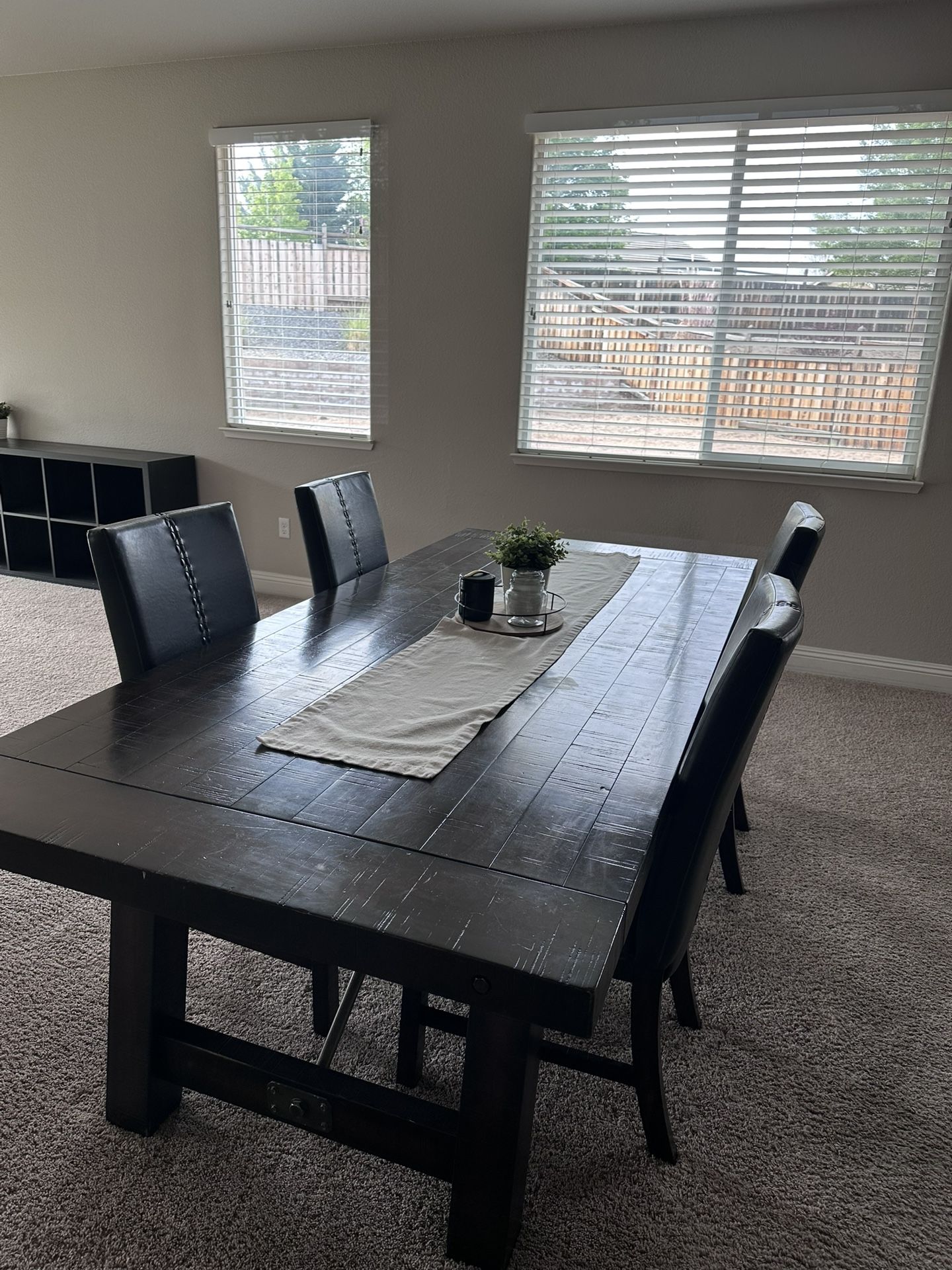 Dining room table Set