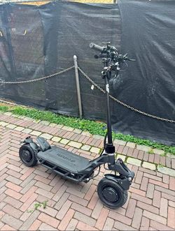 Nami Blast 2.0 Electric Scooter