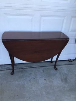 Antique drop leaf table