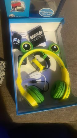 Kids Smart Watch And Headphones 