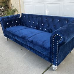 Brand New. Royal Blue Velvet Crystal Glam Sofa $299