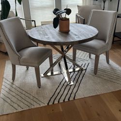 Pottery Barn Small Dining/Hall Table With 2 Chairs