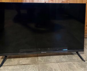 32-inch HD  smart LED TV