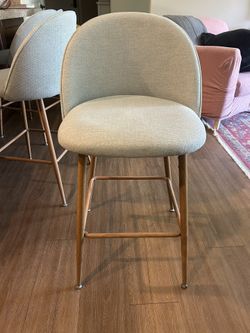 4 barstools