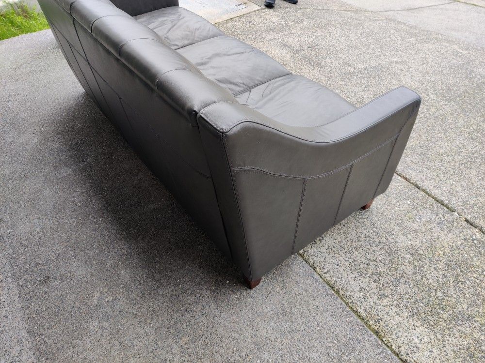 Macy's Leather Sofa By Chateau D'Ax Delivery Available for Sale in