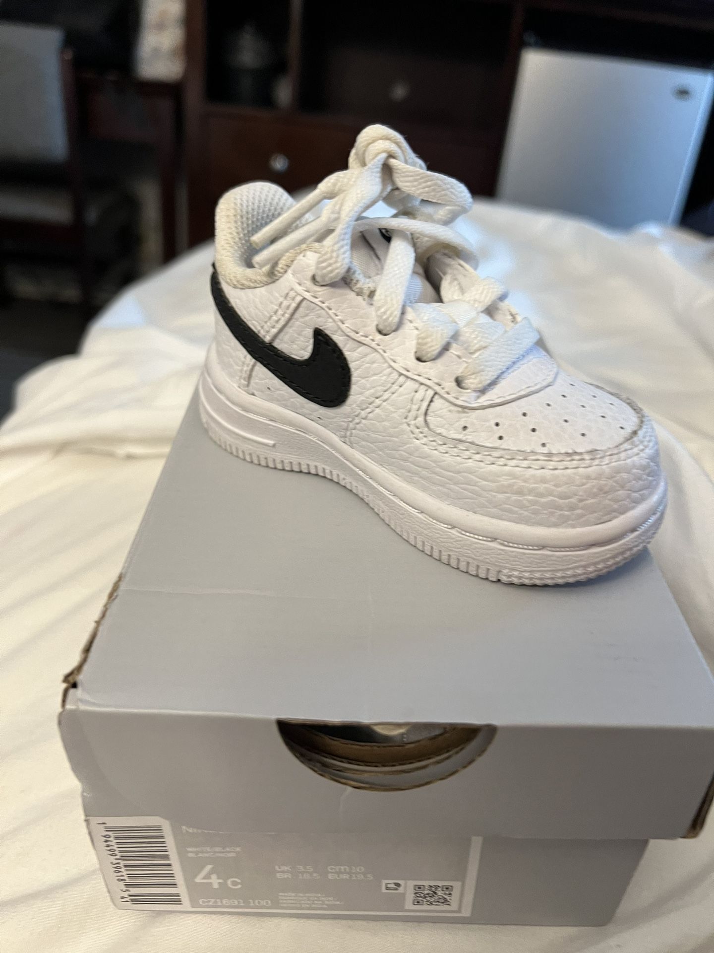 4C Nikes