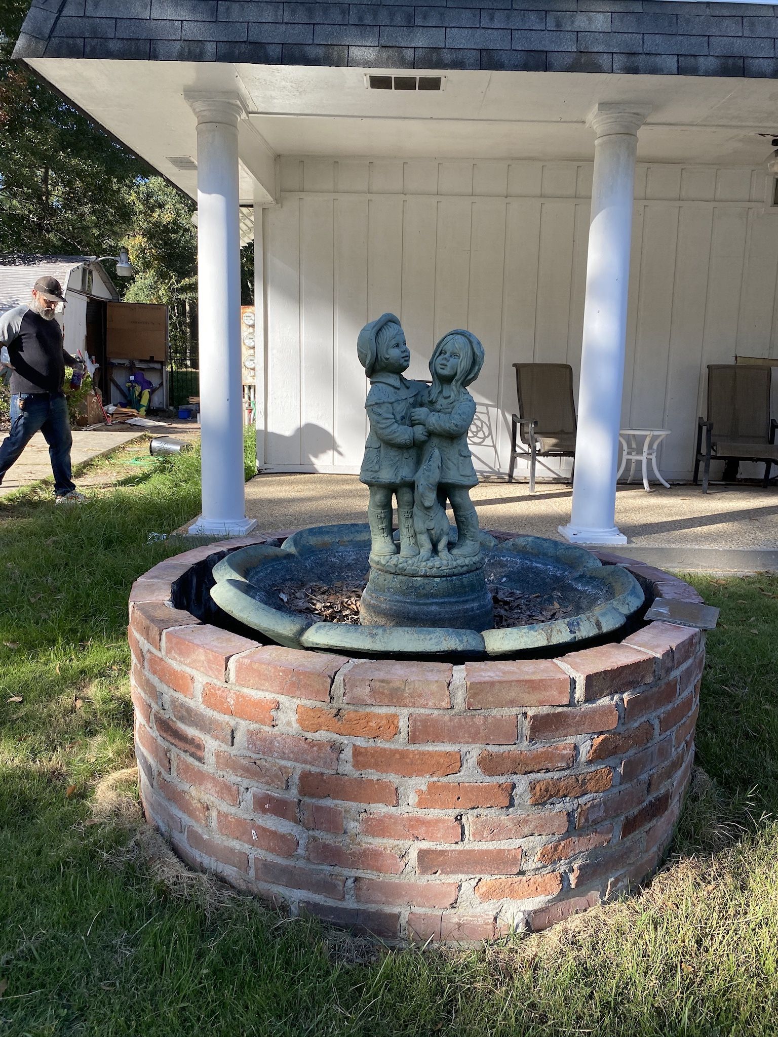 Cement Birdbath/fountain