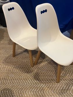 Set of 2 White Modern Dining Chairs