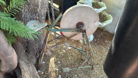 Grinding wheel