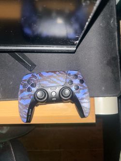 Ps5 controller scuf reflex like new comes with the box and case with paddles