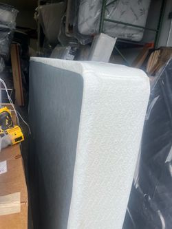 Queen Metal Boxspring Floor Model