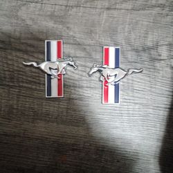 Mustang Emblems