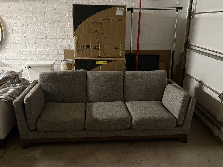 Ceni Couches, Ottoman, and End Tables