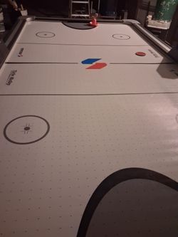 Air Hockey table