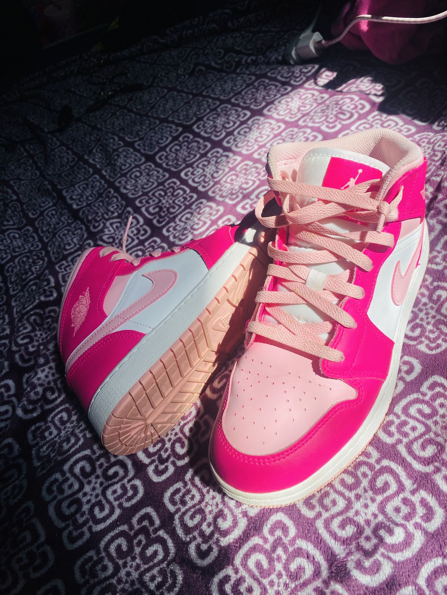 Barbie pink jordan 1’s