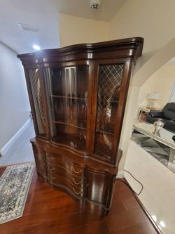 $250 O.B.O. Beautiful Almost New China Cabinet Set ..Paid $2000
