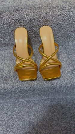 Gold metallic