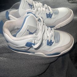 Jordan 4 Military Blue 