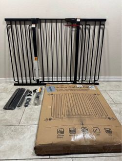 Extra Tall & Wide Pet Gate / Safety Gate - Fits Openings 29.7” - 57”