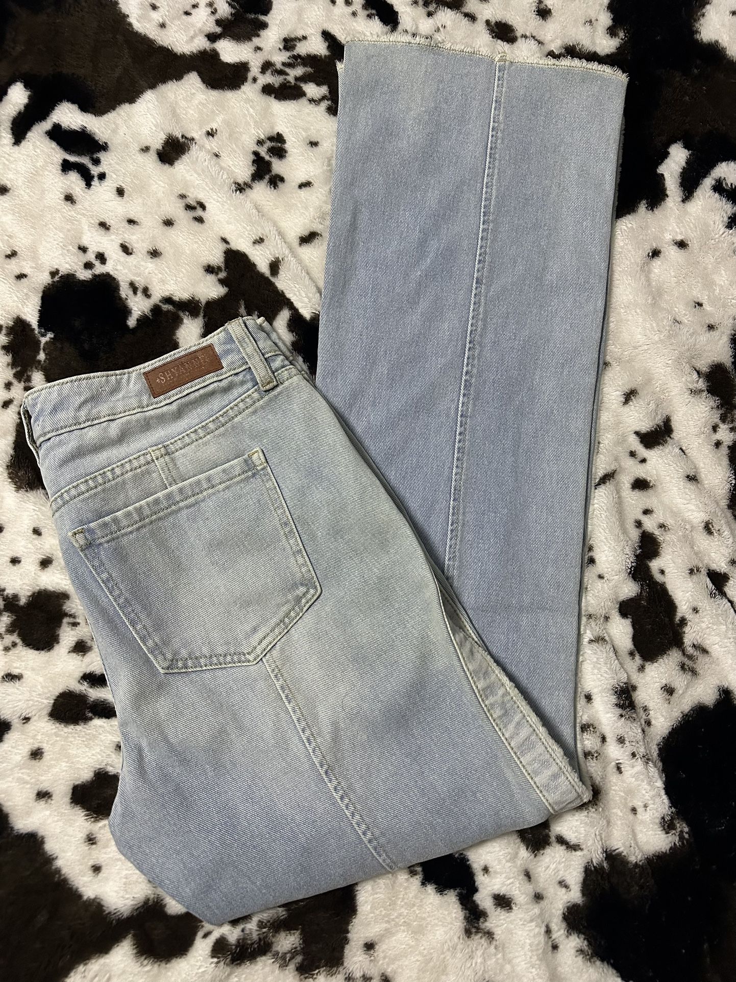 SHYANNE WOMEN LIGHT WASH BOOTCUT JEANS