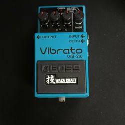 Boss VB-2w Vibrato Guitar Pedal