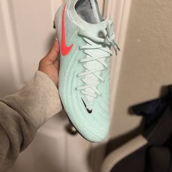 Phantom soccer cleats