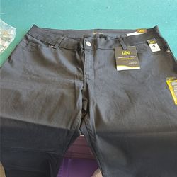 Plus bootcut midrise jeans